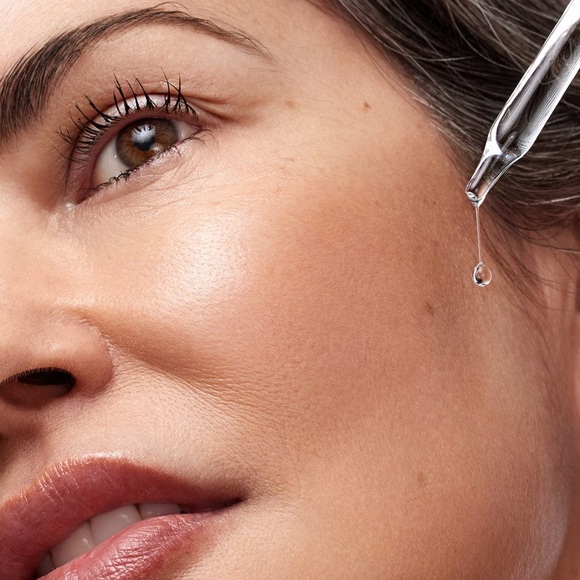 🤍New Drmtlgy Needle-less Serum🤍 - Picture 2 of 5